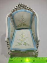 Load image into Gallery viewer, 4pc Bespaq Blue Floral &amp; White Living Room Set
