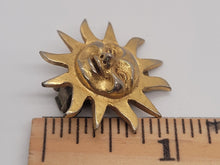 Load image into Gallery viewer, 2pc Celestial Suns - Pendant and Metal Clip
