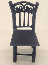 Load image into Gallery viewer, Dollhouse Miniature ~ 1:24 Scale, 6pc Metal Outdoor Dining Set
