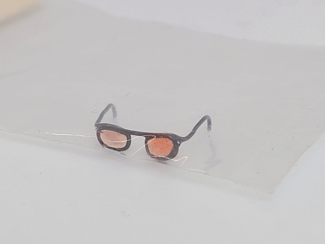 Al Chandronnait – Black Sunglasses