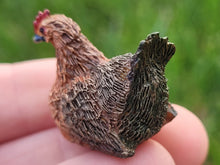 Load image into Gallery viewer, Sitting Hen - Made of Resin
