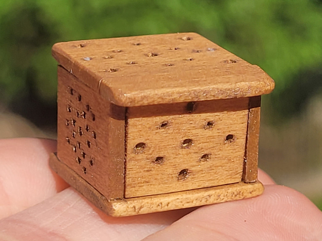 Pierced Wooden Candle Box by CKC