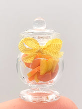 Load image into Gallery viewer, Dollhouse Miniature ~ 1:24 Scale, Orange and Lemon Slices in Round Glass Jar with Yellow Bow

