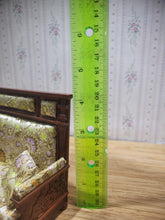 Load image into Gallery viewer, Fancy Asian Floral Golden Designed Bench
