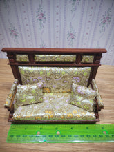 Load image into Gallery viewer, Fancy Asian Floral Golden Designed Bench
