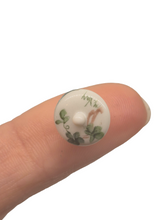 Load image into Gallery viewer, Lynn McVay – Porcelain Handmade and Handpainted Sugar Dish with Lid
