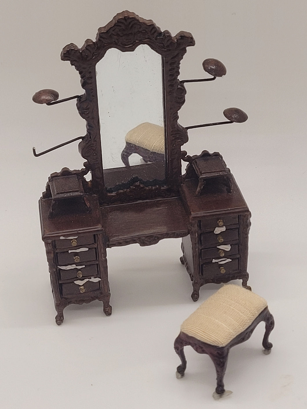 Mahogany Bedroom Vanity with Stool – Bespaq ½