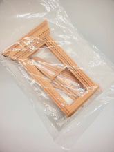 Load image into Gallery viewer, Houseworks Yorktown Window #H5041
