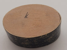 Load image into Gallery viewer, Al Chandronnait ‐ Painted Oval Box
