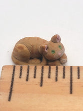 Load image into Gallery viewer, Dollhouse Miniature ~ 1:24 Scale, Orange Tabby Cat, Signed Bottom LP
