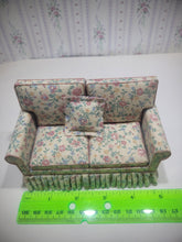 Load image into Gallery viewer, Faded Floral Sofa with 1 Pillow
