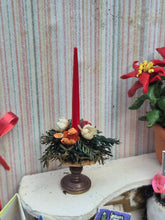 Load image into Gallery viewer, Corner Christmas Roombox Diorama *Pre-Owned*
