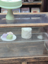 Load image into Gallery viewer, Bakery &amp; Tea Room Double Room Box *Pre-Owned*
