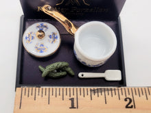 Load image into Gallery viewer, Dollhouse Miniature ~ 1:12 Scale, Blue Onion Pattern Pot with Cucumbers and Spatula, by Reutter Porcelain
