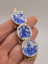 Load image into Gallery viewer, Dollhouse Miniature ~ 1:12 Scale, 3-Tier Delft Plate Rack by Reutter Porcelain
