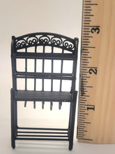 Load image into Gallery viewer, Dollhouse Miniature ~ 1:24 Scale, 6pc Metal Outdoor Dining Set

