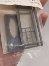 Load image into Gallery viewer, Dollhouse Miniature ~ 1:48 Scale, Grandt Line #3605 Oval Window Residence Door
