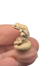 Load image into Gallery viewer, Zadar – Unpainted Frog Figurine
