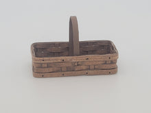 Load image into Gallery viewer, Al Chandronnait – Rectangular Brown Basket
