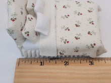 Load image into Gallery viewer, Handmade 3pc Cream &amp; Floral Bedroom Set
