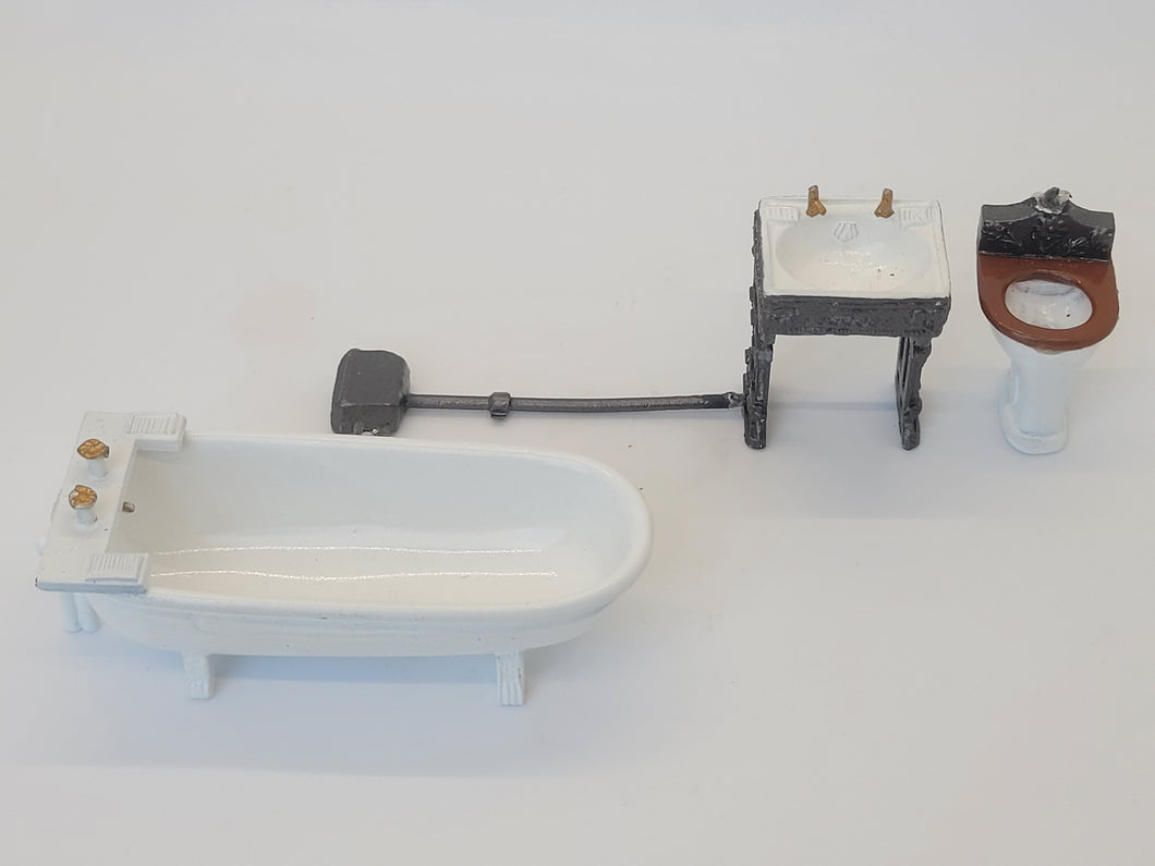 Dollhouse Miniature ~ 1:24 Scale, Porcelain & Metal 4pc Bathroom Set