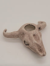 Load image into Gallery viewer, Dollhouse Miniature ~ 1:12 Scale, All White Bull Head Skull

