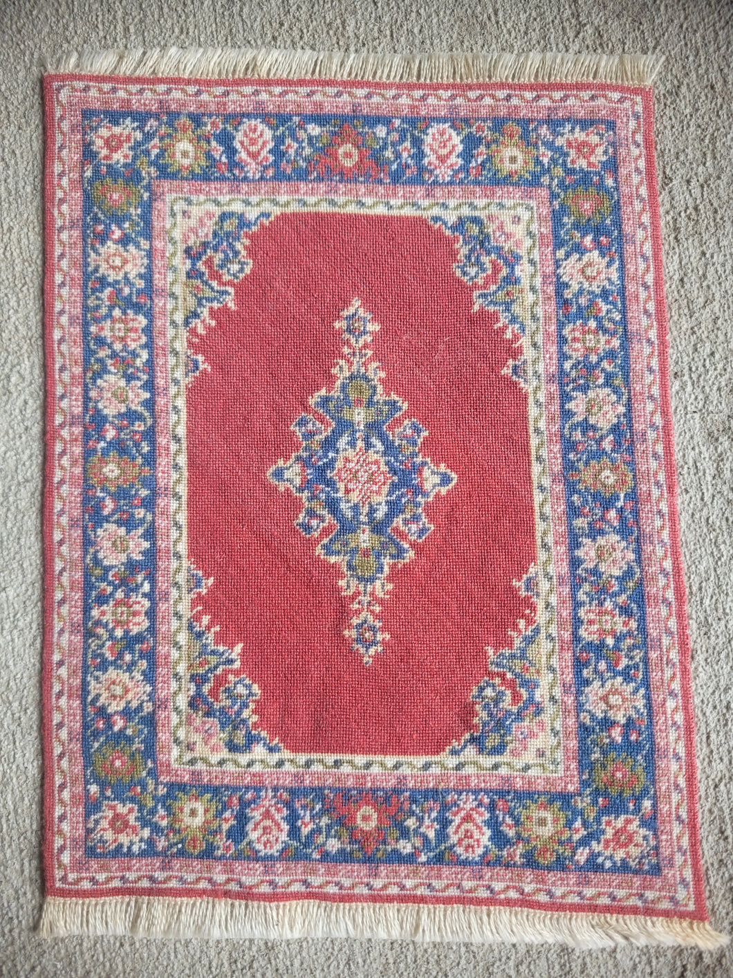Dollhouse Miniature ~ Petit Point Persian-Inspired Floral Medallion Accent Rug - Ursula Sauerberg
