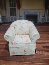Load image into Gallery viewer, Off-White/Cream Floral Chair with Pillow
