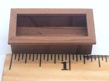 Load image into Gallery viewer, Dollhouse Miniature ~ 1:24 Scale, 3pc Square Planting Pots
