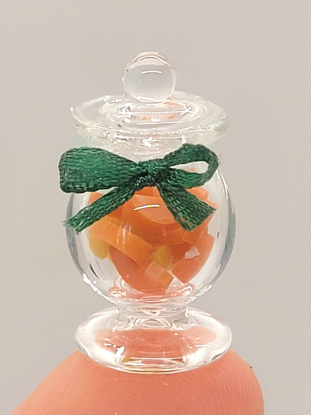 Dollhouse Miniature ~ 1:24 Scale, Lemon and Orange Slices in Glass Jar with Green Bow