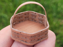 Load image into Gallery viewer, Al Chandronnait – Hexagon Woven Basket with Handle
