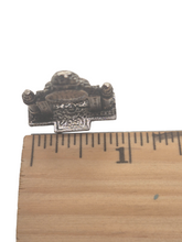 Load image into Gallery viewer, Jeanetta Kendall - Decorative Metal Clock

