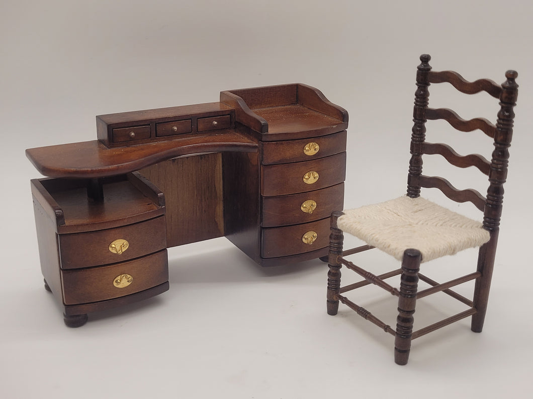 Desk and White Chair Set