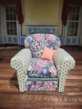 Load image into Gallery viewer, 3pc Faded Floral Sofa, Ottoman and Arm Chair Set *Pre-Owned*
