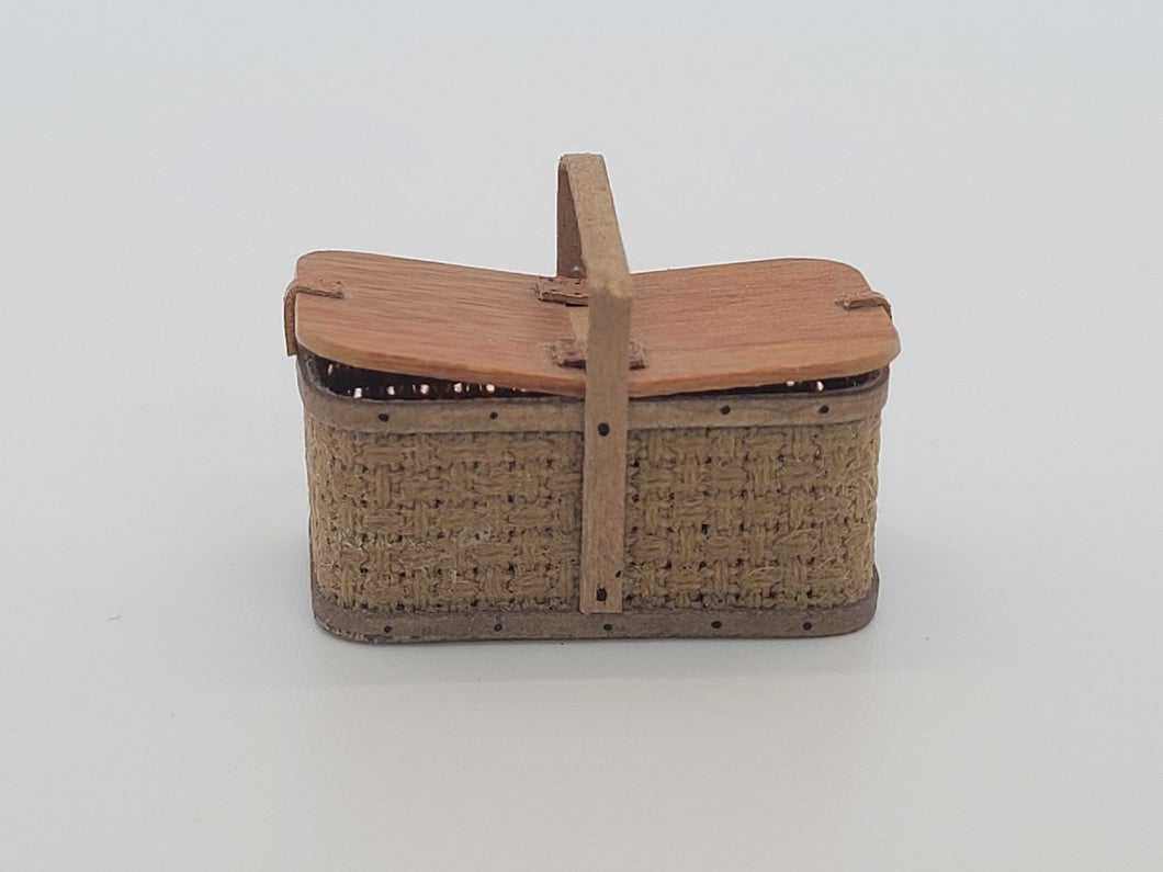 Al Chandronnait – Picnic Basket with Opening Lid & Leather Latches