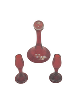 Load image into Gallery viewer, Red Glass Decanter with Stopper and 2 Champagne Flutes 3pc Set
