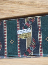 Load image into Gallery viewer, ☆ SALE ☆ Floral Green &amp; Multi-Patterned Couch
