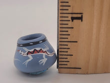 Load image into Gallery viewer, Dollhouse Miniature ~ 1:12 Scale, 3pc Painted Vase Set
