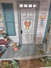 Load image into Gallery viewer, One Room Roombox with Front Porch and Gardening/Potting Area
