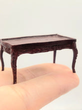 Load image into Gallery viewer, Dollhouse Miniature ~ 1:24 Scale, Bespaq Coffee Table
