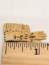 Load image into Gallery viewer, Dollhouse Miniature ~ 1:12 Scale, Leather Painted Ladie&#39;s Gloves
