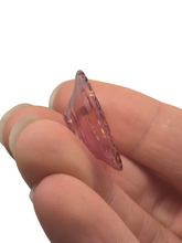 Load image into Gallery viewer, Glass Craft – Handblown Pink Glass Bowl
