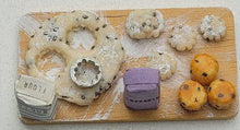 Load image into Gallery viewer, English Scone Prep Board - Made in England
