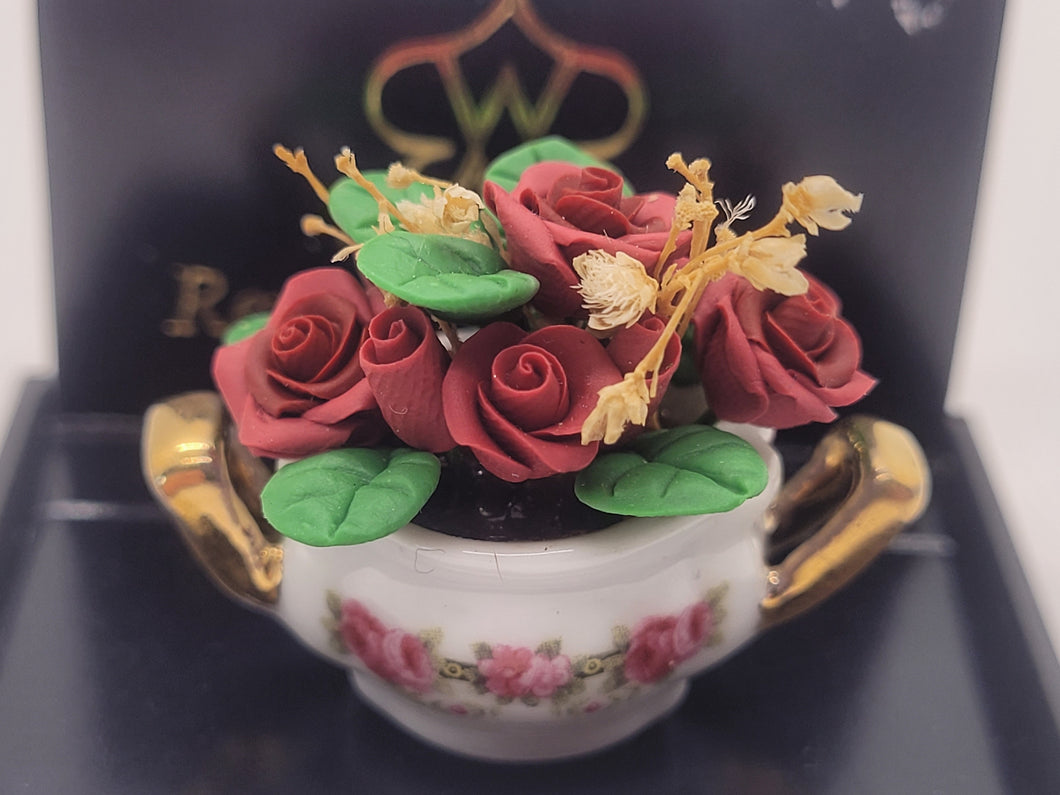 Dollhouse Miniature ~ 1:12 Scale, Roses and Wheat in Rose Pot with Golden Handles, by Reutter Porcelain
