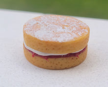 Load image into Gallery viewer, Victoria Vanilla Sponge Cake
