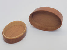 Load image into Gallery viewer, Al Chandronnait – Oval Tan Shaker Box with Removable Lid
