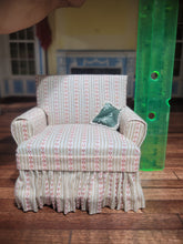 Load image into Gallery viewer, 3pc Green &amp; Cream Living Room Set
