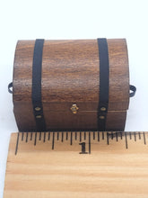 Load image into Gallery viewer, Dollhouse Miniature ~ 1:24 Scale, Wooden Chest by D. Kennedy
