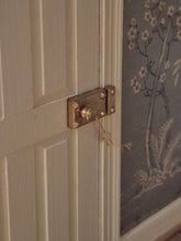 Load image into Gallery viewer, Colonial Living Room Roombox with Pewter Candlestick Chandelier *Pre-Owned*
