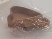 Load image into Gallery viewer, Al Chandronnait – Wooden Heart Box with Lid
